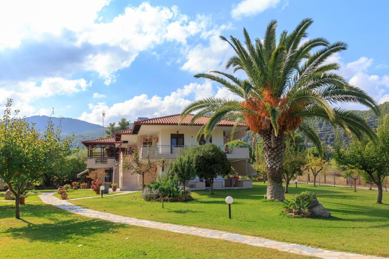 Maria - Pavlos Studios And Apartments Вурвуру Екстериор снимка